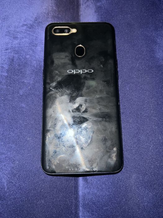 Продам телефон Oppo A5s