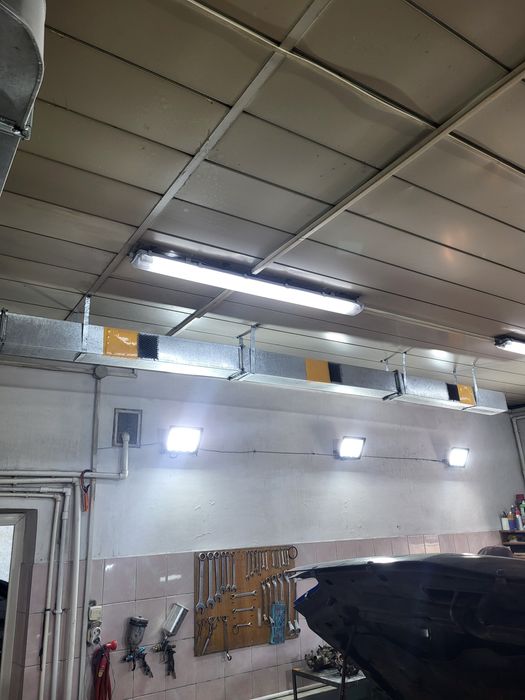 Отличная вытяжка в сборе