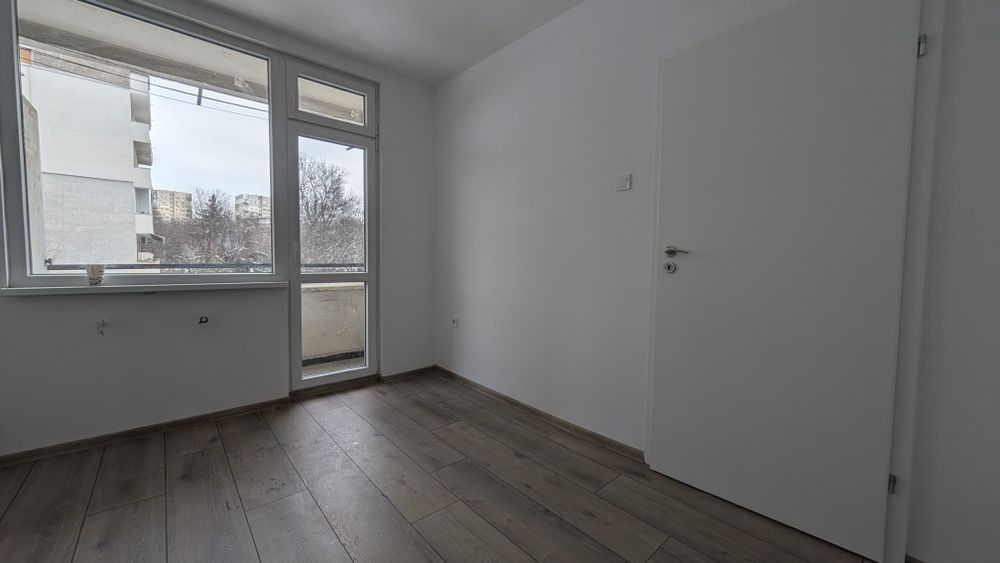 Продава се Двустаен апартамент в София, Захарна фабрика - 60 кв.м за 1615 €/кв.м - Снимка #2