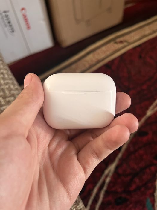 Airpods pro 3 original sotiladi