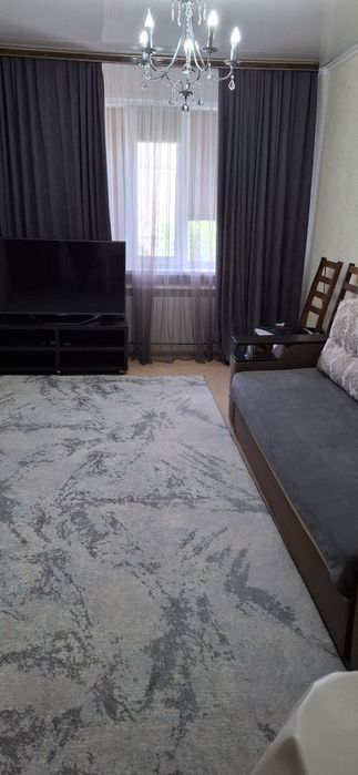Продам 3к. квартиру на 8 мкр.