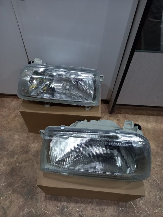 Фары Фольксваген Венто новые цена за 2 штуки