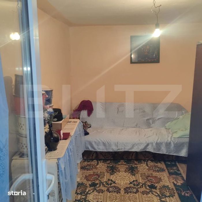 Casa individuala, 32 mp, teren 1.700 mp, comuna Plesoi