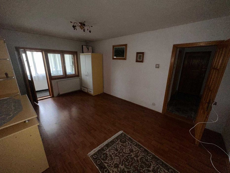 Apartament 3 camere decomandate de închiriat – Burdujeni – etaj 2 – ideal pentru familie