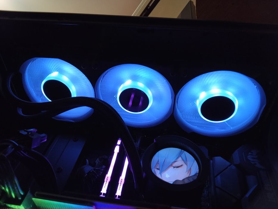 Vând sau schimb PC perfect pt gaming,streaming sau editing