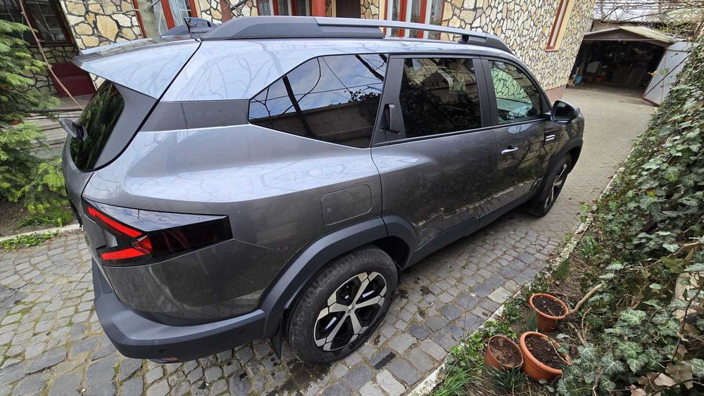 Dacia Bigster Hybrid 155