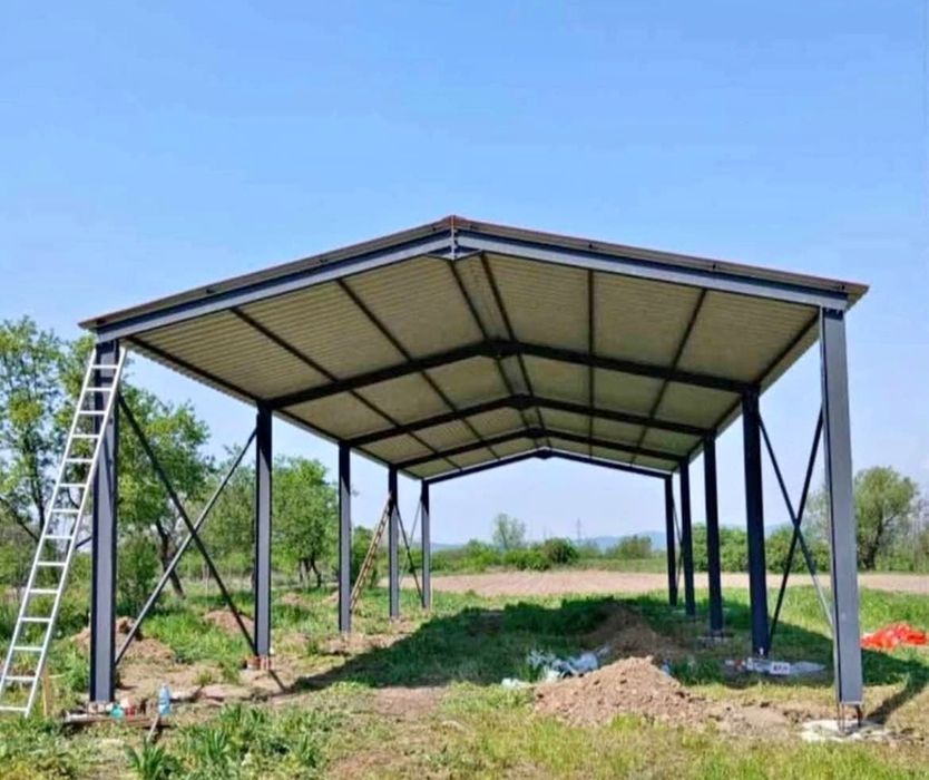Vând hală metalică 8 m lățime 15 m lungime cu 4 m înălțime