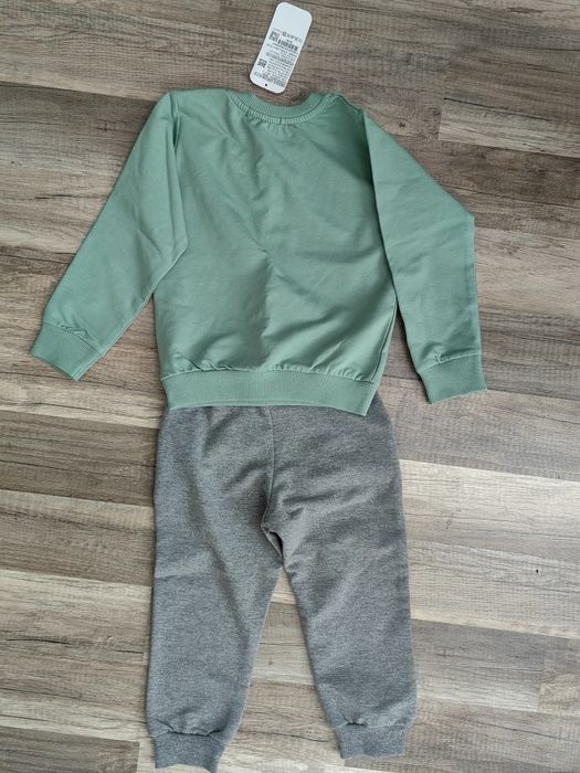 Продавам нов детски комплект Breeze