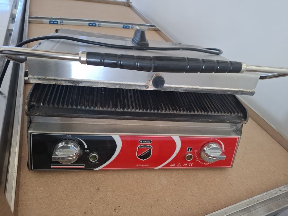 Toster sotiladi turetskiy