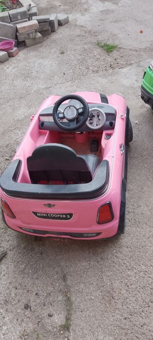 Mașină pt copii bună