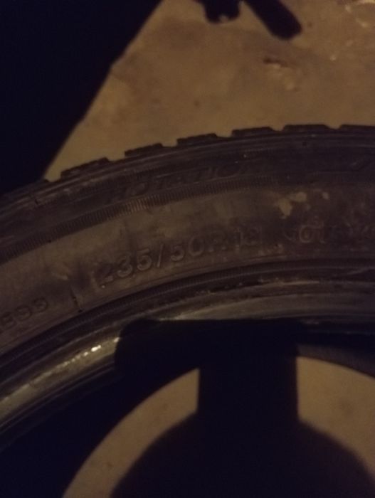 Продам две резины