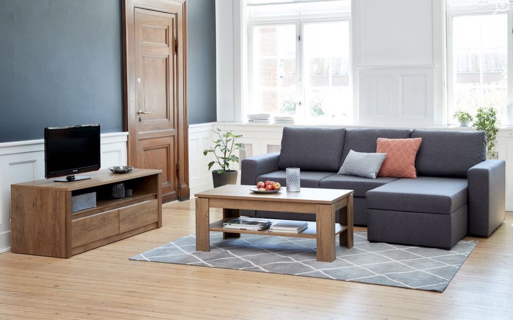 Чисто нова холна маса JYSK