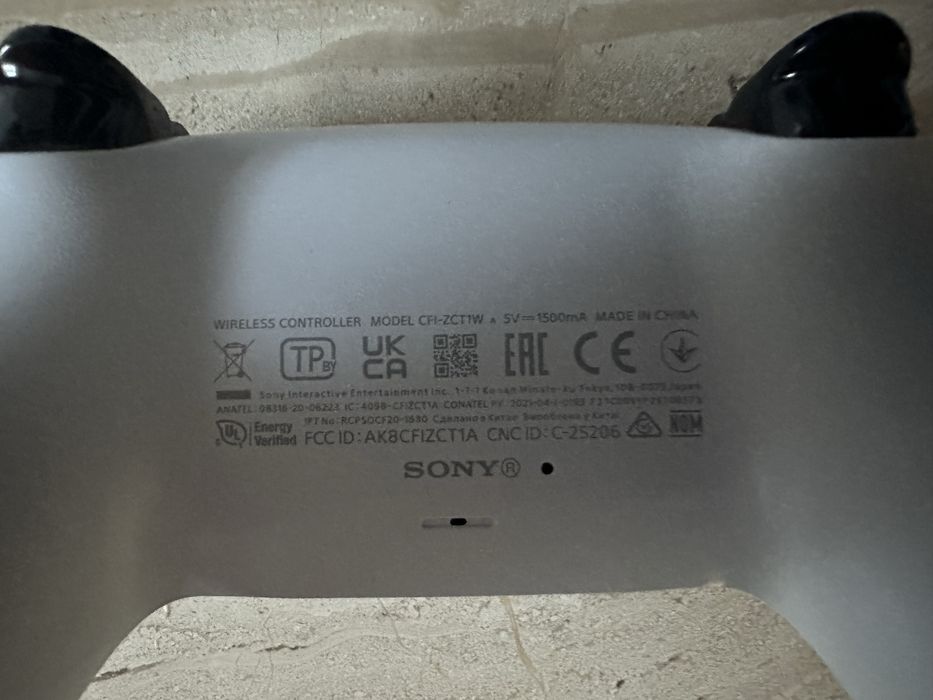 PlayStation 5 (PS5) Digital Edition - Ca Nou, folosit foarte puțin + Cutie
