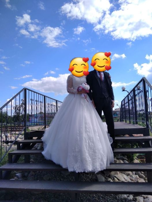 Продам свадебное платье