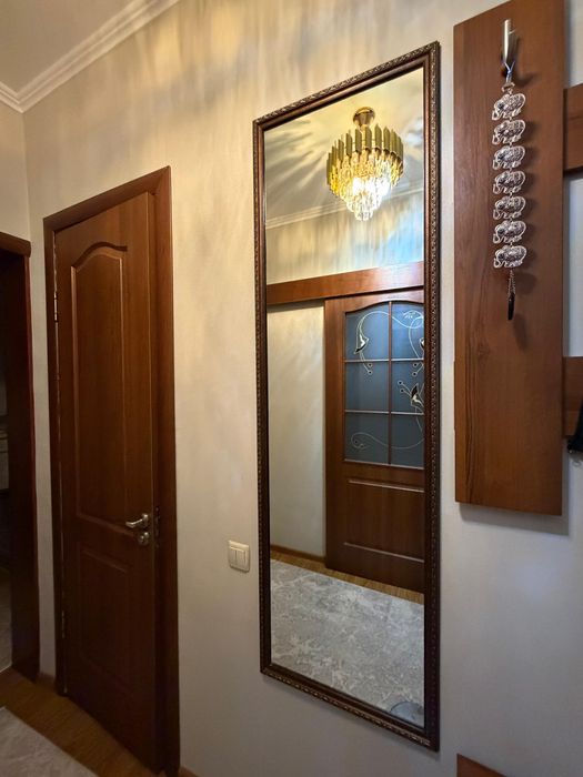 Зеркало настенное,в раме