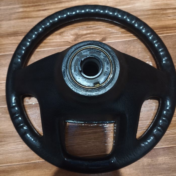 Продам рули vw Passat golf 2,3 vento