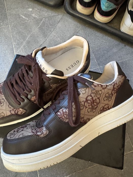 Мъжки спортни обувки Guess