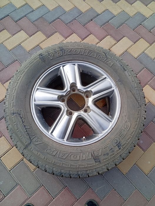 Шина б/у 285/60 R18