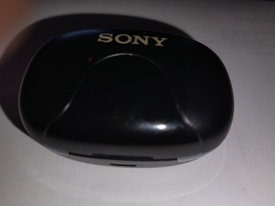 căști wireless, bluetooth Sony TWS , negre sunet bun conectare prin bluetooth cu toate dispozitivele, baterie ok încărcare micro usb,indicator baterie