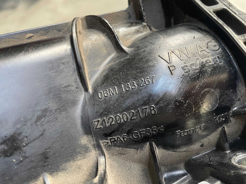 Galerie admisie stanga Vw/Audi/Porsche TFSI cod 06M133267P