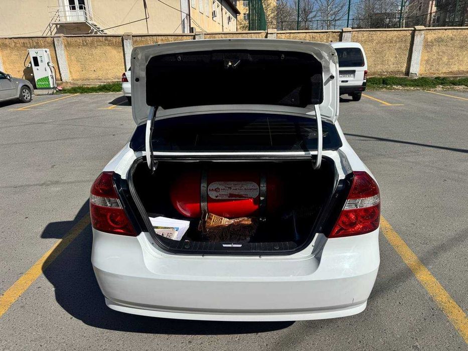 Nexia 3, 4-pozitsiya, + metan