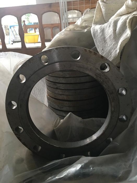 Продам фланцы в большом количестве