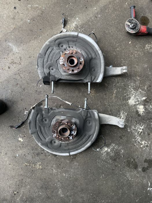 Шенкел бмв М5 Ф90 ляв/десен ( shenkel bmw M5 f90 )