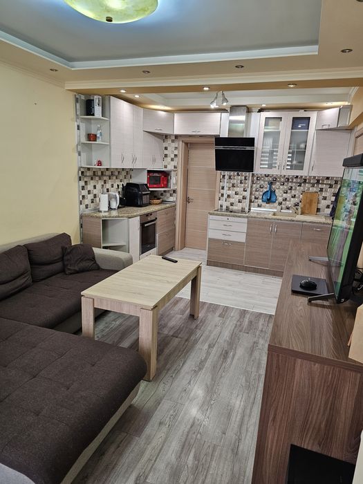 Продава се Двустаен апартамент в Варна, Кайсиева градина - 50 кв.м за 2580 €/кв.м - Снимка #10