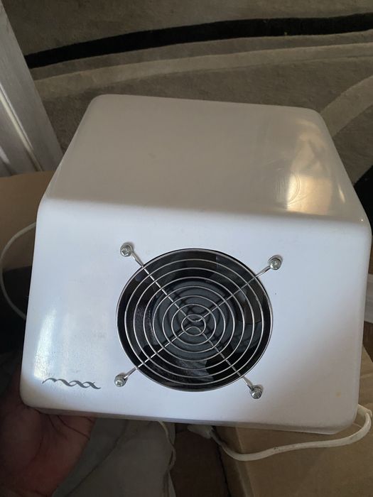 Пылесос для маникюра