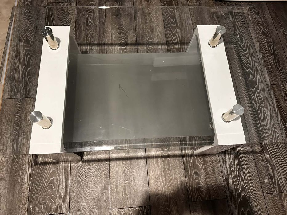 Холна стъклена маса