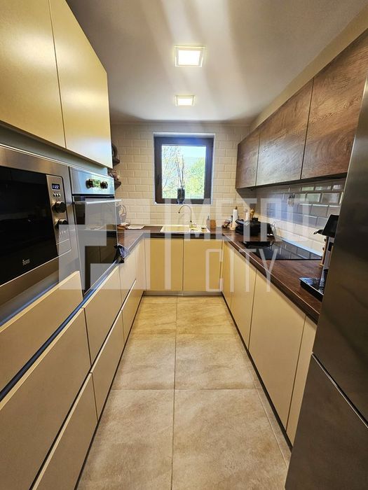 Продава се Къща в с. Кокаляне, Област София-град - 234 кв.м за 2757 €/кв.м - Снимка #4