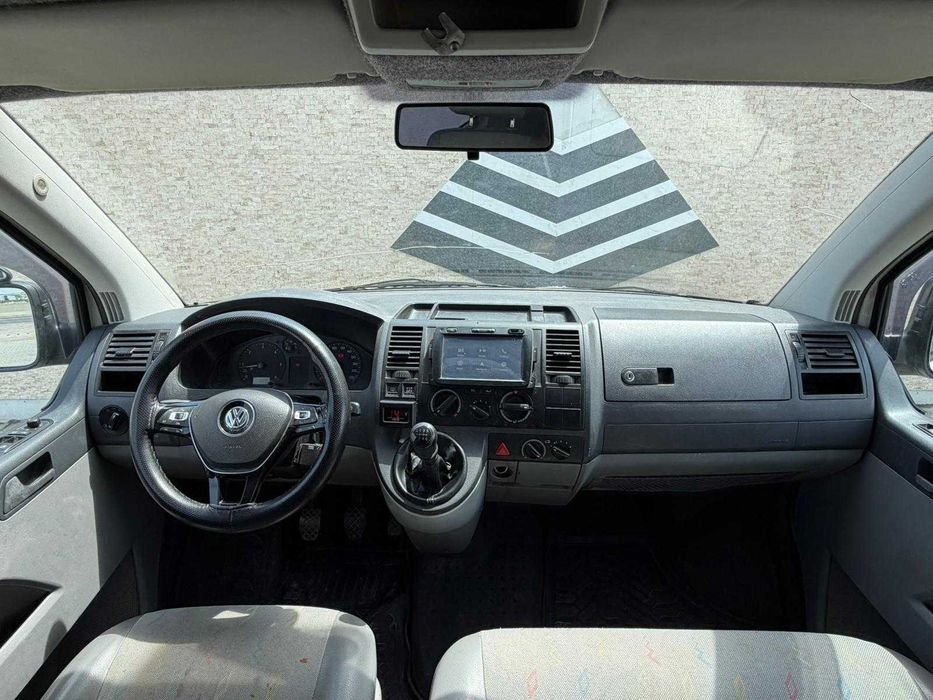 Volkswagen Transporter 2009 2.5 Diesel Manual 8+1 Locuri