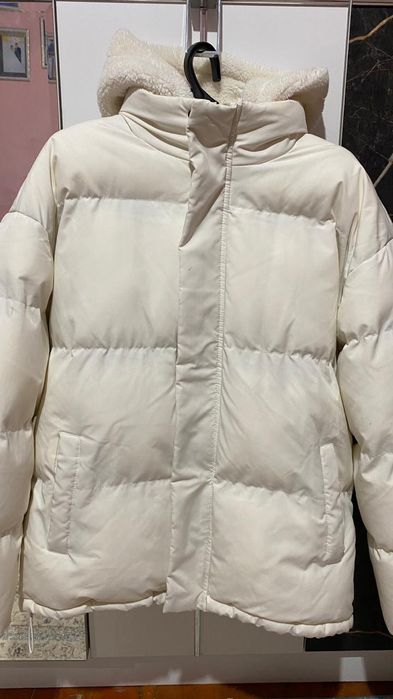 Муж. белый куртка 54раз