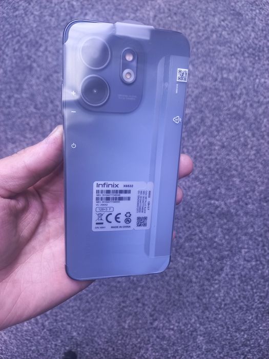 Infinix smart 9 6/128