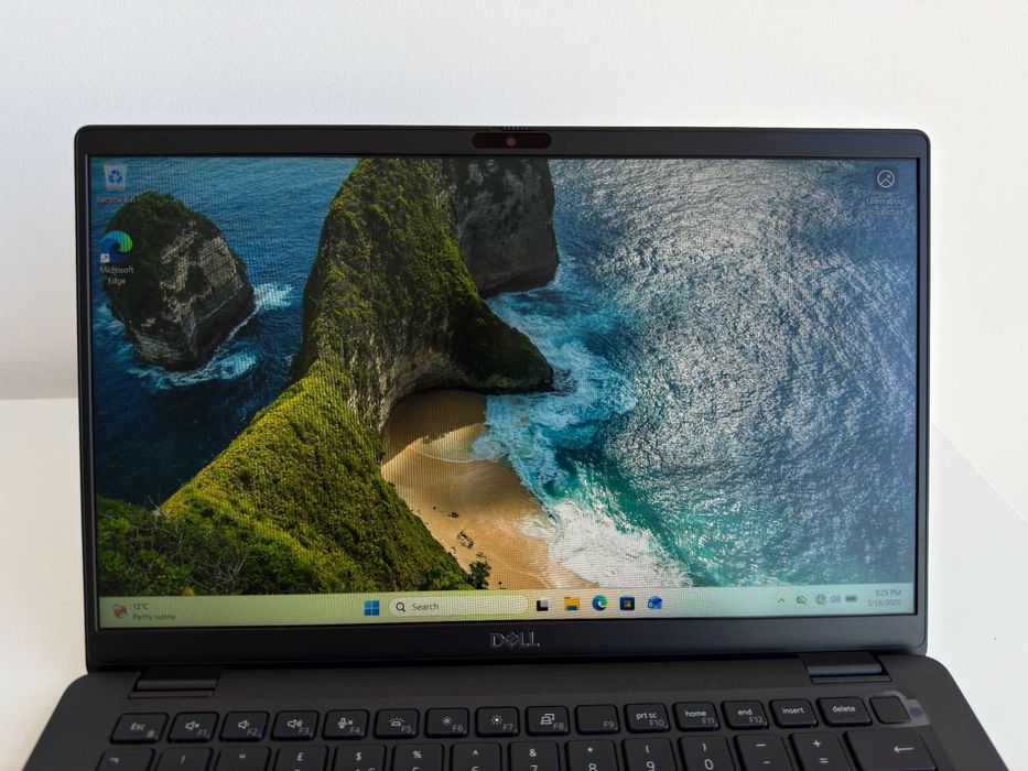 Продавам лаптоп Dell Lattitude 7410 - i7-10610U / 16GB / 256GB SSD