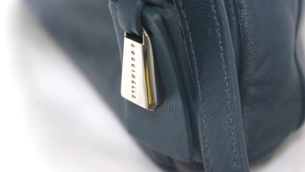 Кожена чанта Coccinelle -намалена