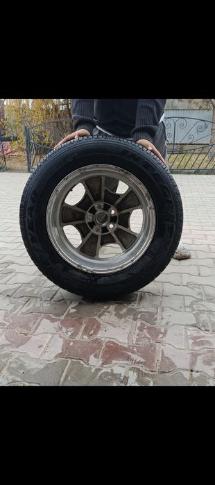 Продам запаску 225/65 R17