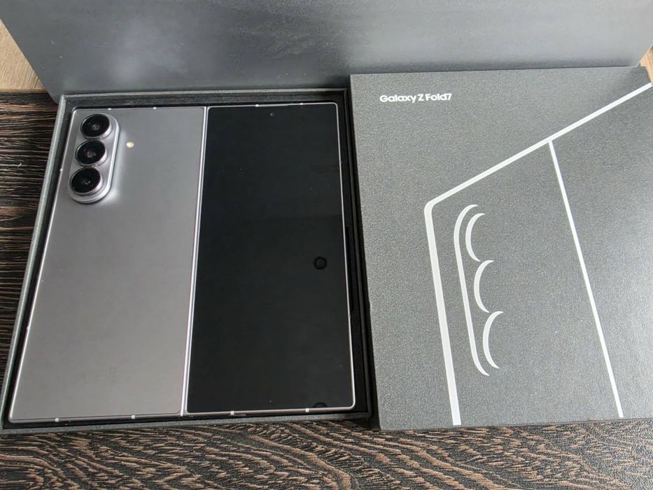 Samsung Galaxy Z Fold 7