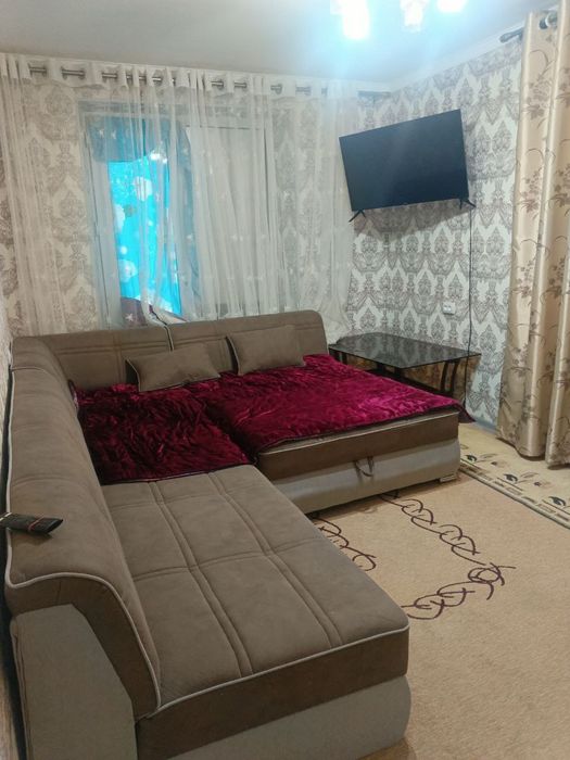 Yakkasaroy Oybek metrosi yaqinida maklersiz kvartira ijaraga beriladi