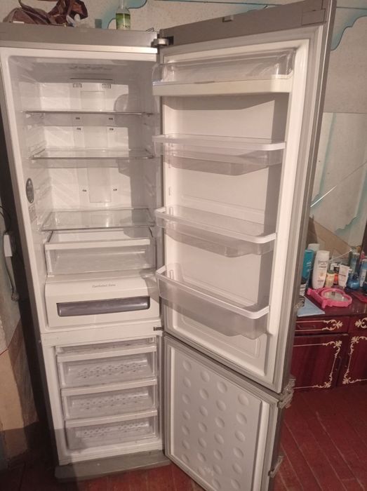 Холодильник 2 метрлик нархи 5 млн. Сум, Асилбек