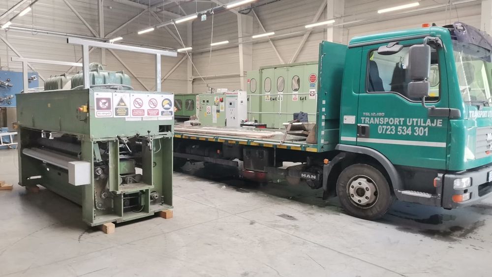 Transport utilaje Tractari auto Servicii Macara