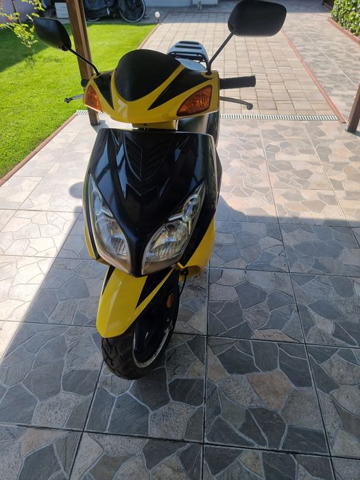 Moped scuter gy6