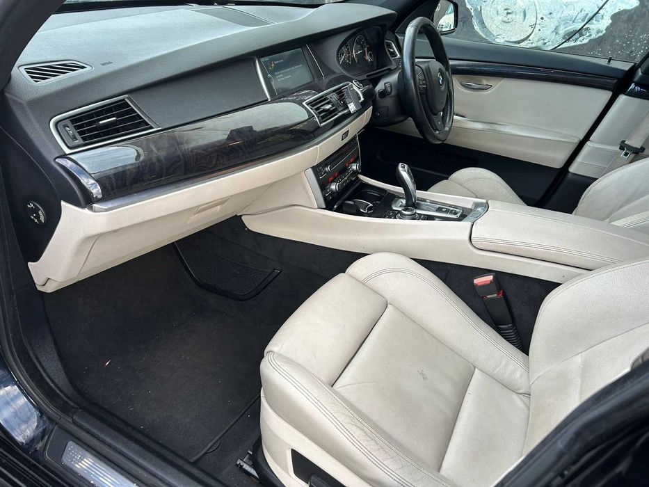 Dezmembrez seria 5 GT f01 530D m-pack/bara fata m/far adaptiv/capota/