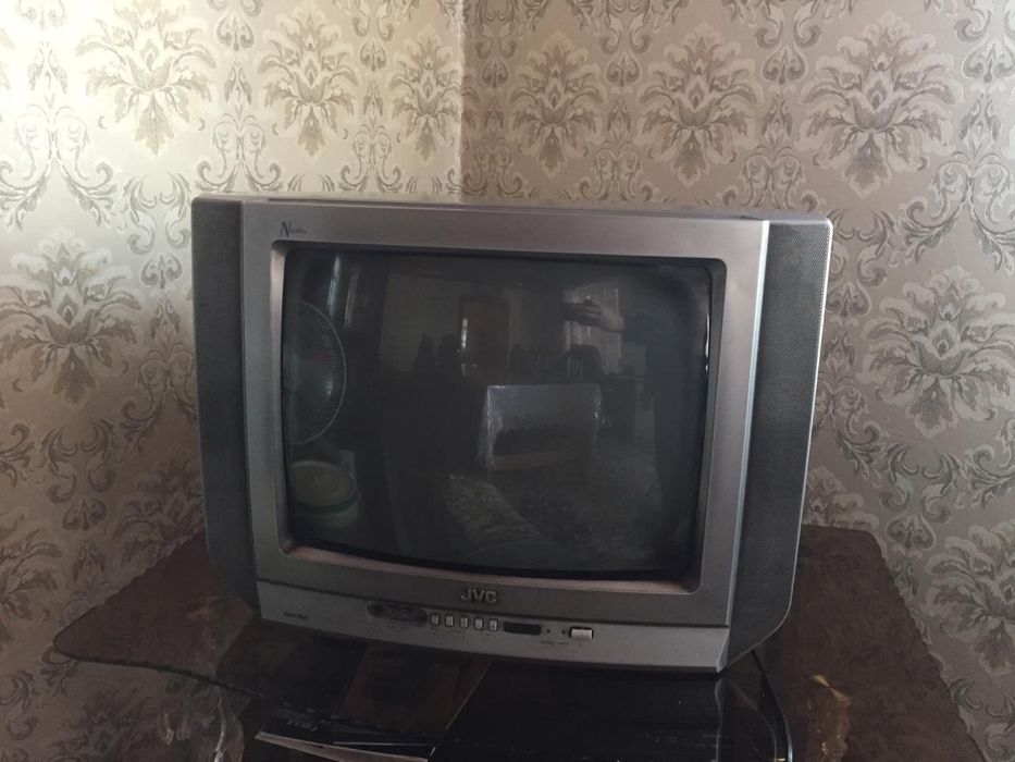 Телевизор в хорошем состоянии