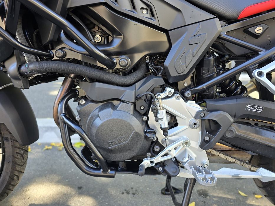 BMW F900GS 2024 Triple Black