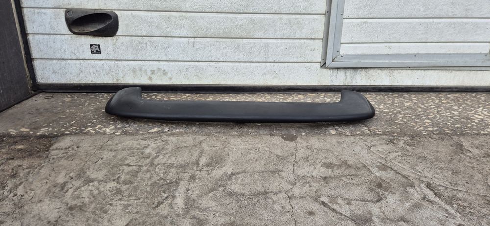 Спойлер Subaru Legacy BF5 ( Зубило)