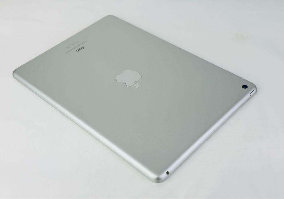 Apple iPad 9 64GB WiFi Silver Отличен! Гаранция!