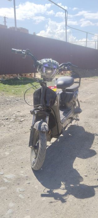 Скутер аманат х5