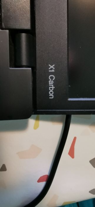 Продавам лаптоп Lenovo X1 Carbon