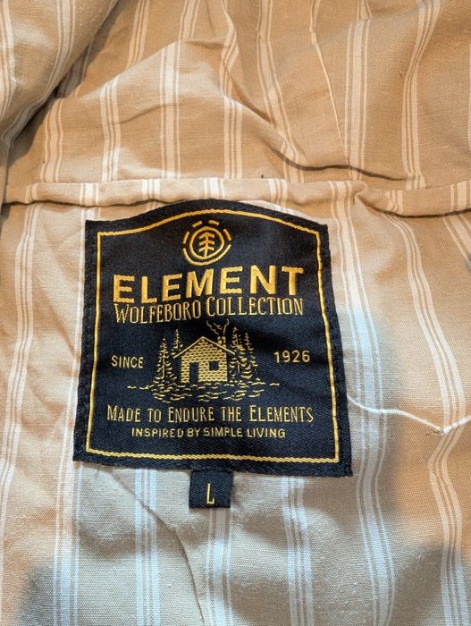 Vând geaca primăvară Element mărimea L